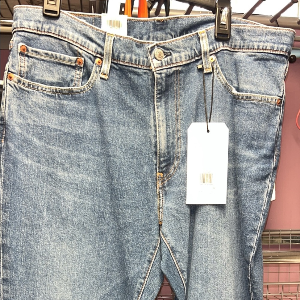 Men’s Levi’s jeans